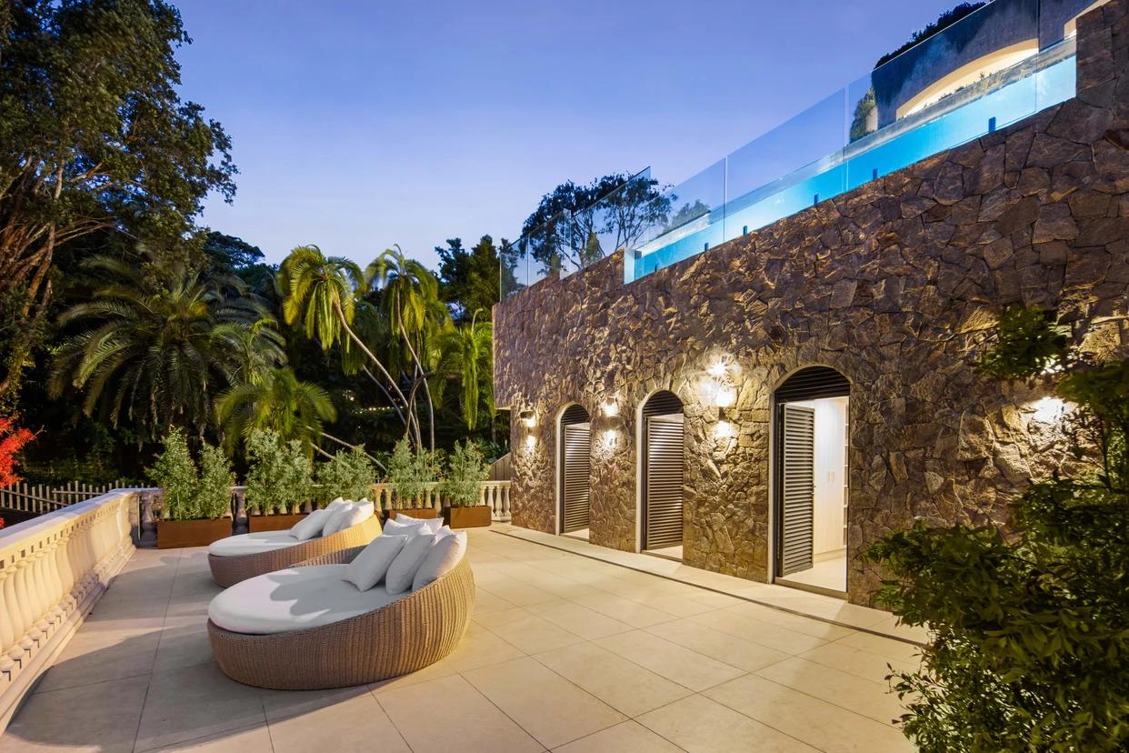 Modern residential home extension with spacious living area in NSW